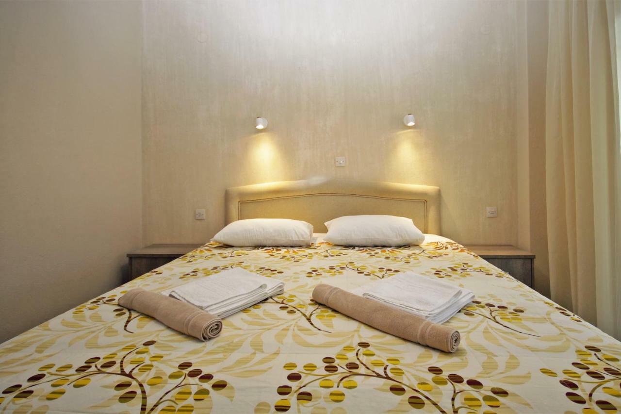 Funbeach Rooms Неос Мармарас Екстериор снимка